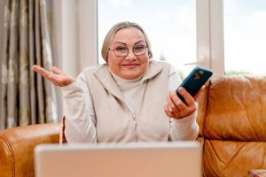 Ce que la téléassistance change vraiment pour les seniors